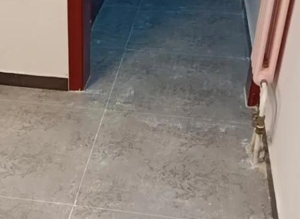 龙泉驿瓷砖空鼓维修公司分享下龙泉驿地砖空鼓了怎么办
